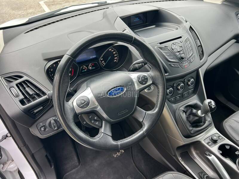 Ford Kuga 1.6 SCTi