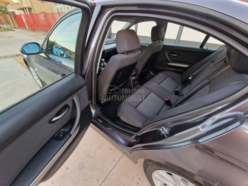 BMW 320 SVE NOVO