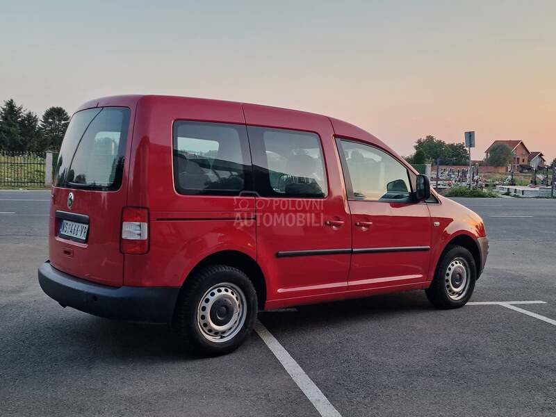 Volkswagen Caddy OČUVAN