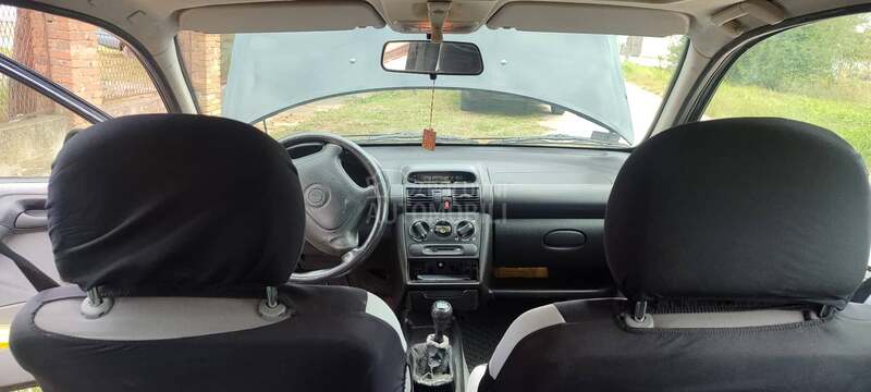 Opel Corsa B 