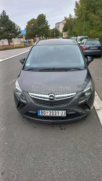 Opel Zafira Tourer