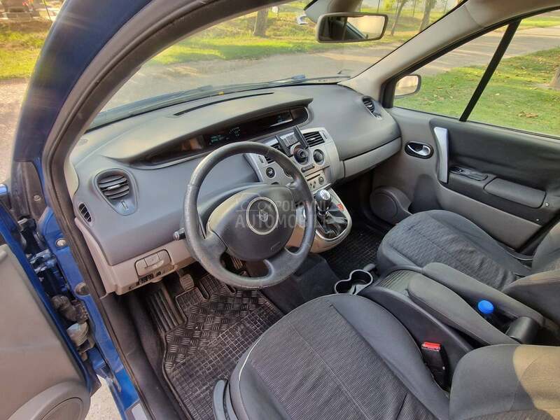 Renault Scenic OČUVAN