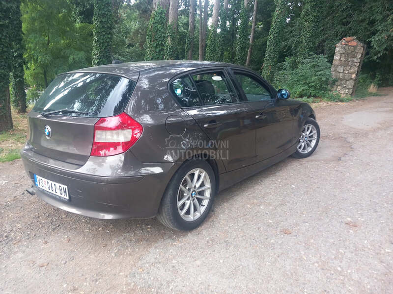 BMW 120 