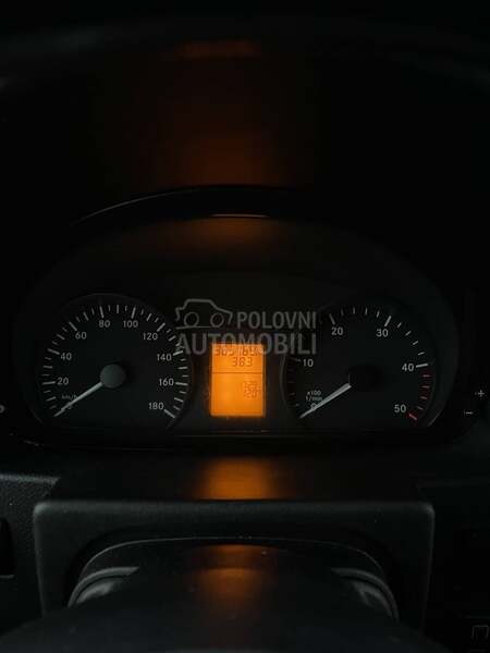 Mercedes Benz Sprinter  516