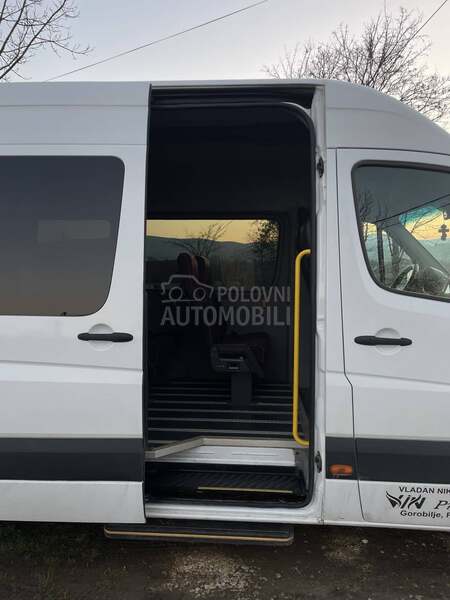 Mercedes Benz Sprinter  516