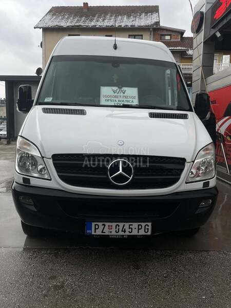 Mercedes Benz Sprinter  516