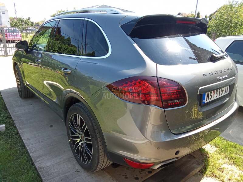 Porsche Cayenne 3.0