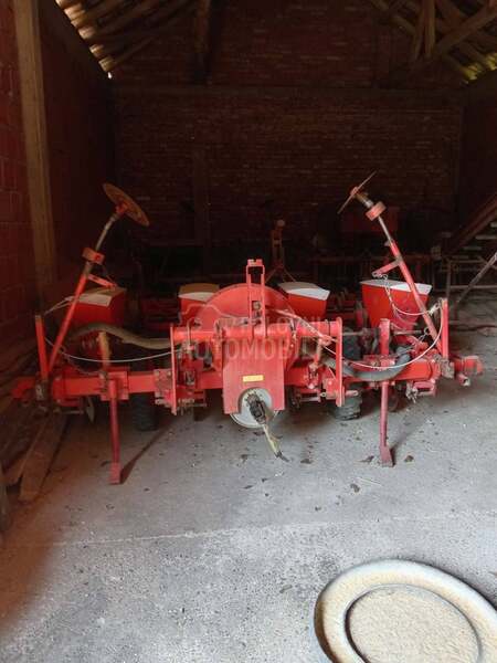 IMT 875