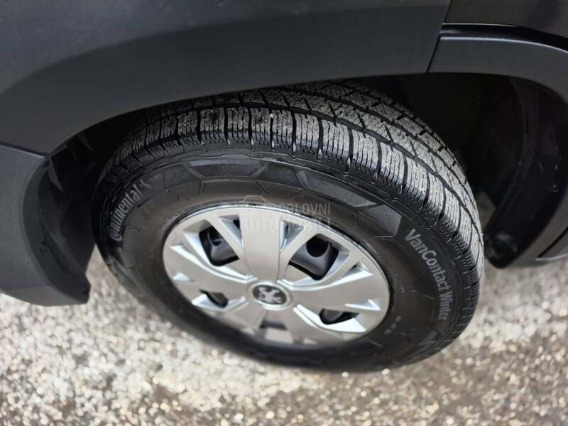 Peugeot Boxer HDI KLIMA NAVI RAMPA