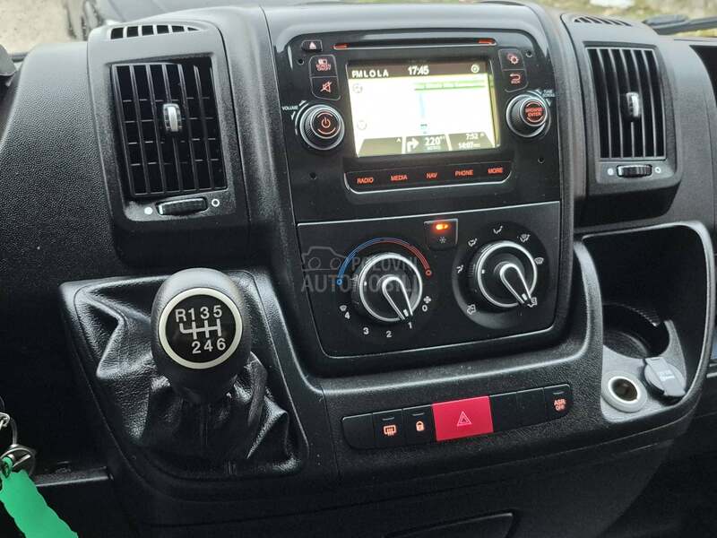 Peugeot Boxer HDI KLIMA NAVI RAMPA