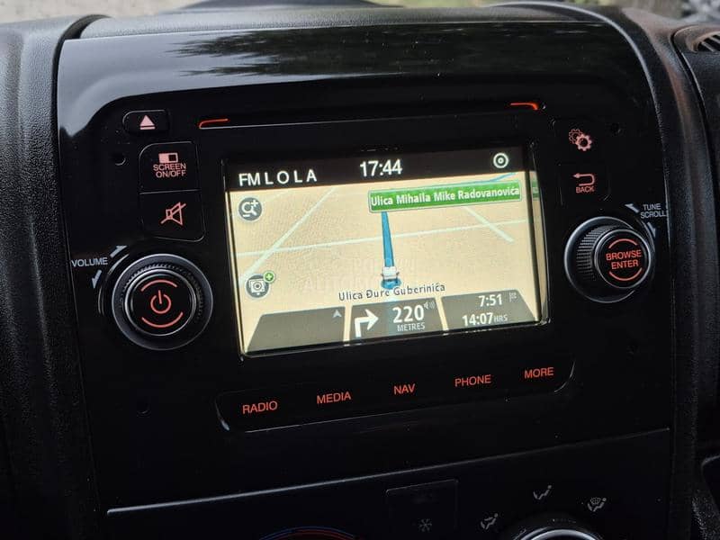 Peugeot Boxer HDI KLIMA NAVI RAMPA
