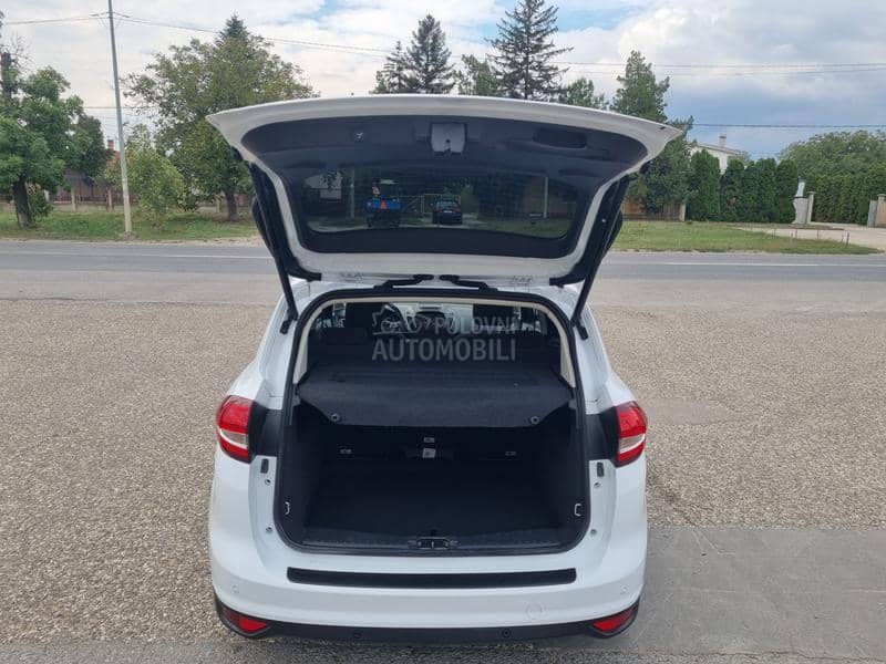Ford C-Max TITANIUM