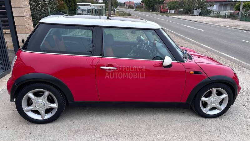 MINI Cooper 