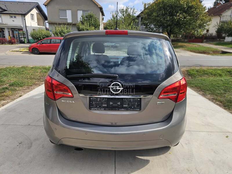 Opel Meriva 1.7 CDTI COSMO