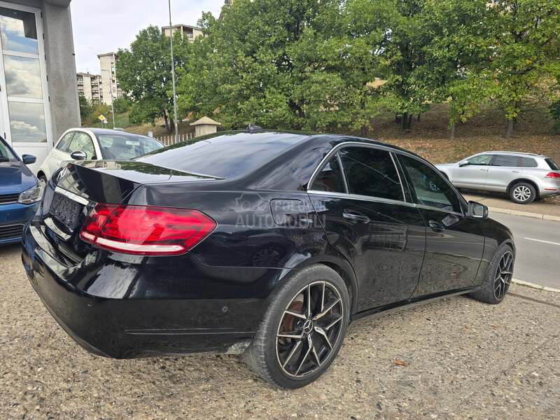 Mercedes Benz E 200 E 200 CDI