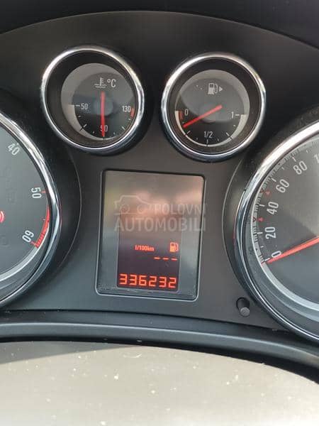 Opel Insignia 2.0 CDTI