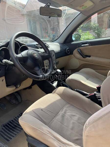 Alfa Romeo 147 1.6 Twin Spark