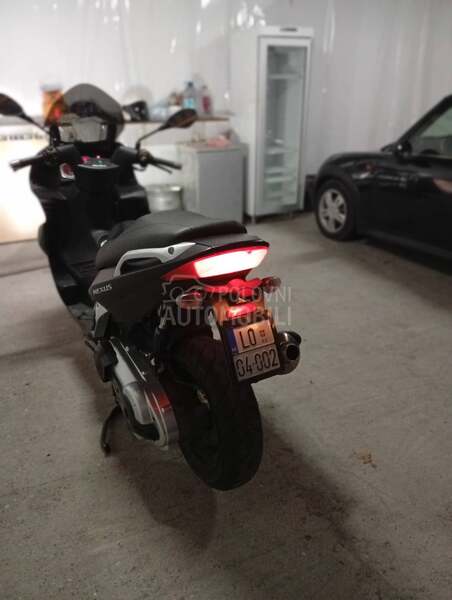Gilera nexus