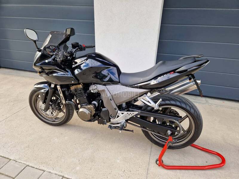 Kawasaki Z750S Z750