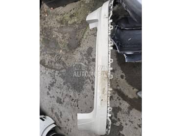 zadnji branik za Audi Q8