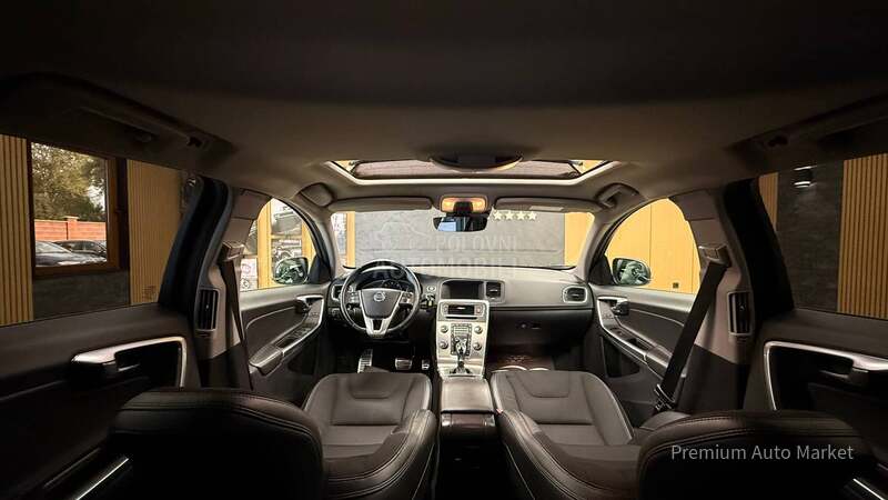 Volvo V60 //2.0D3/MEM/KAM/FUL