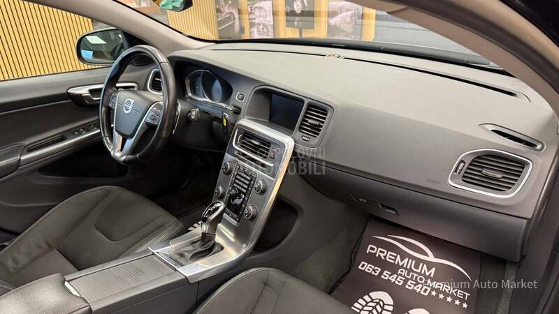 Volvo V60 //2.0D3/MEM/KAM/FUL