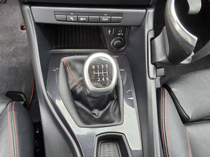 BMW X1 2.0D  SDRIVE. NOV