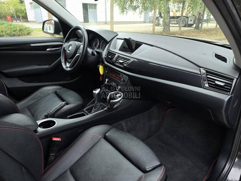 BMW X1 2.0D  SDRIVE. NOV