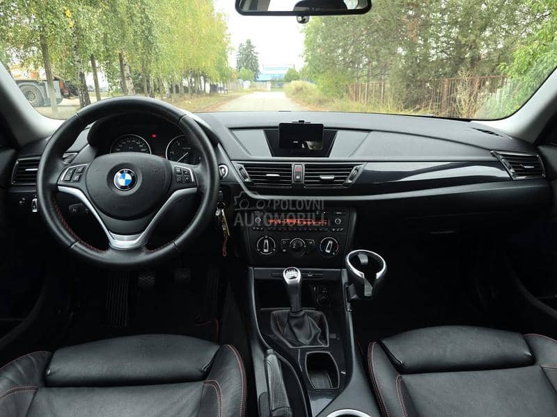 BMW X1 2.0D  SDRIVE. NOV