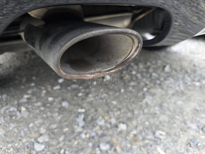 BMW X1 2.0D  SDRIVE. NOV