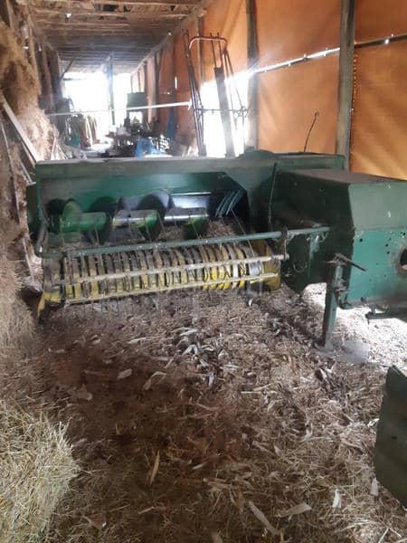 John Deere 456