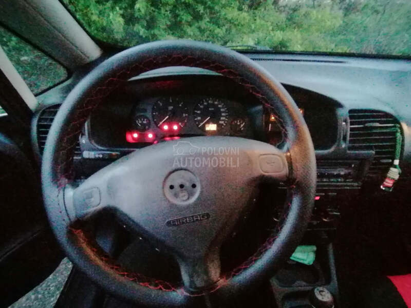 Opel Zafira 2.0