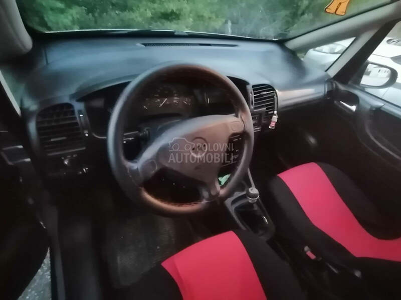 Opel Zafira 2.0