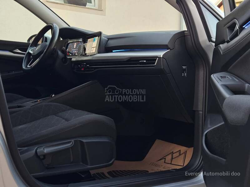 Volkswagen Golf 8 2.0TDi/DSG/STYLE