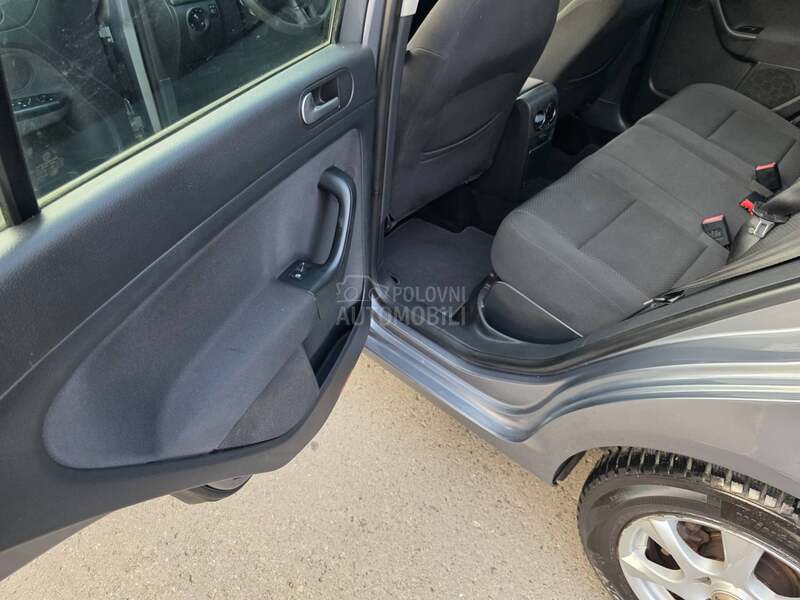 Volkswagen Golf 6 1.6TDI plus