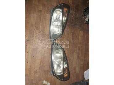 Prednji farovi za Renault Scenic