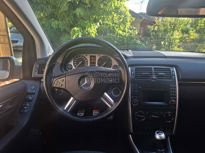 Mercedes Benz B 180 CDI SPORT HROME
