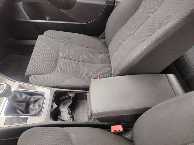 Volkswagen Passat B6 