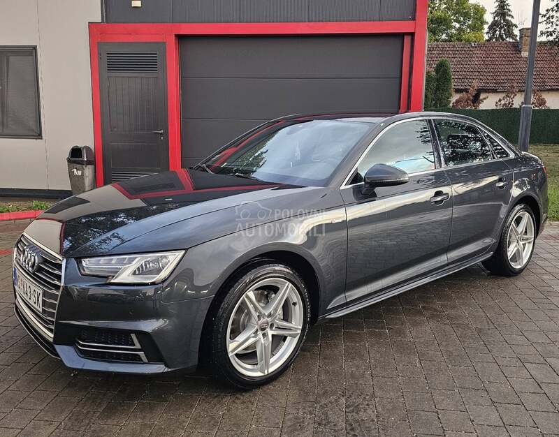 Audi A4 //S-LINE