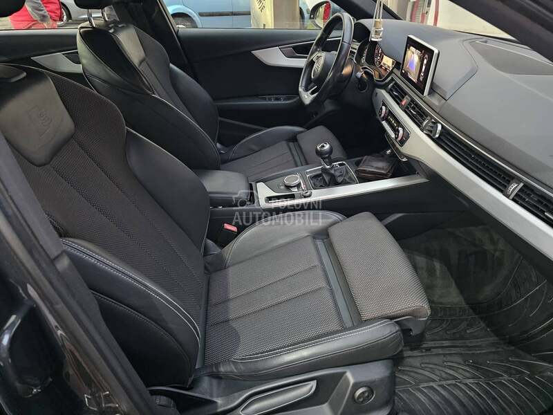 Audi A4 //S-LINE