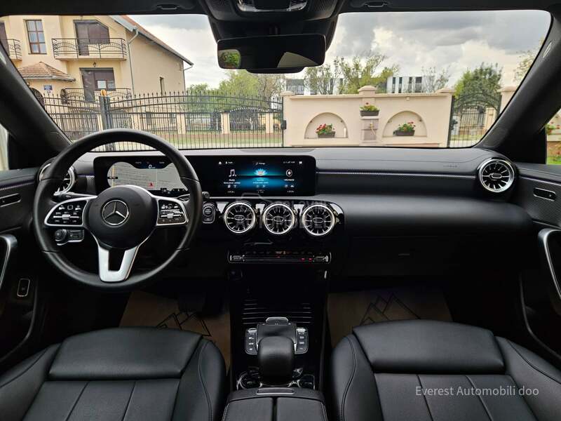 Mercedes Benz CLA 200 2.0D/BUSINESS LINE/