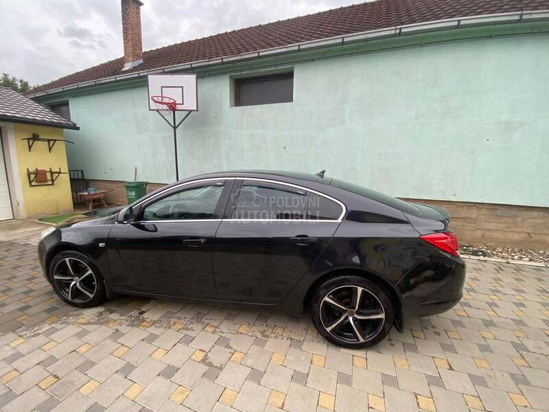 Opel Insignia 2.0
