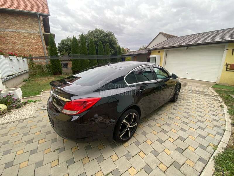 Opel Insignia 2.0