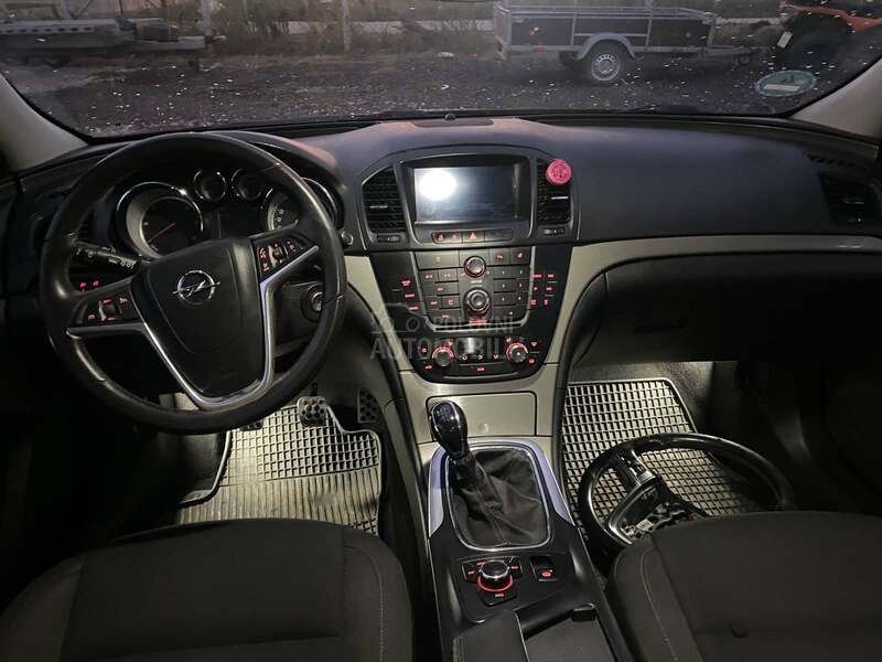 Opel Insignia 2.0