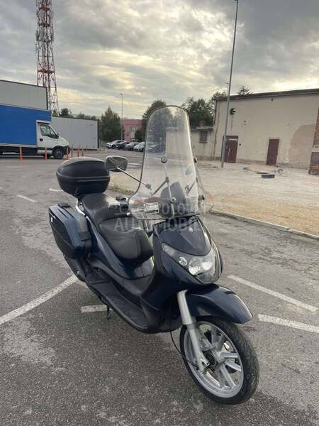 Piaggio Beverly