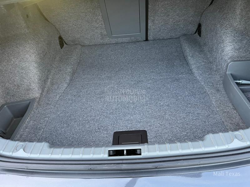 BMW 318 318D/XEN/NOV