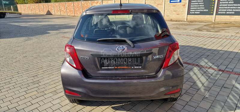 Toyota Yaris 1.0 VVTi