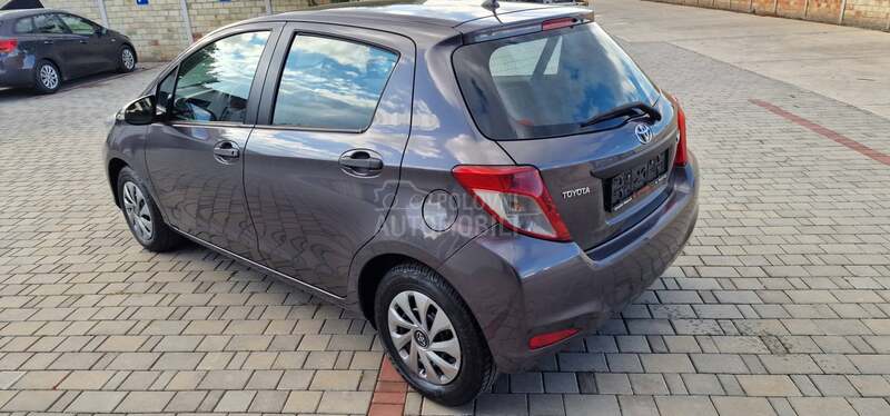 Toyota Yaris 1.0 VVTi