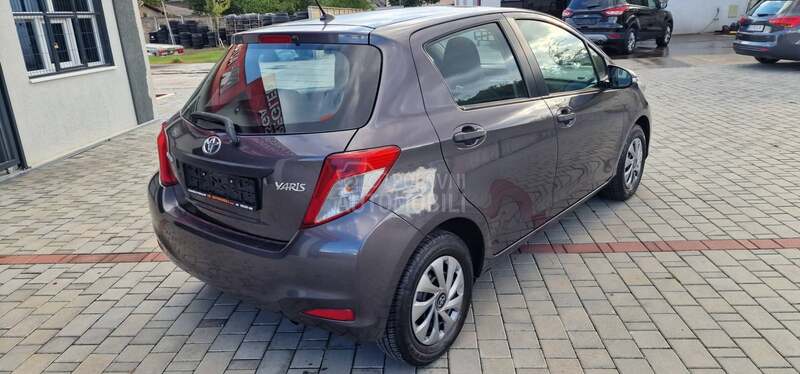 Toyota Yaris 1.0 VVTi