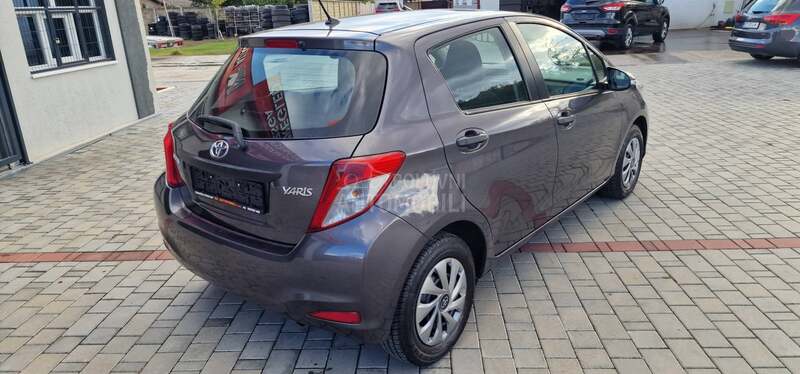 Toyota Yaris 1.0 VVTi